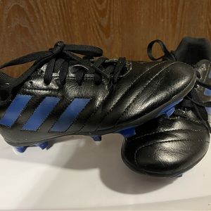 Adidas boys youth soccer cleats